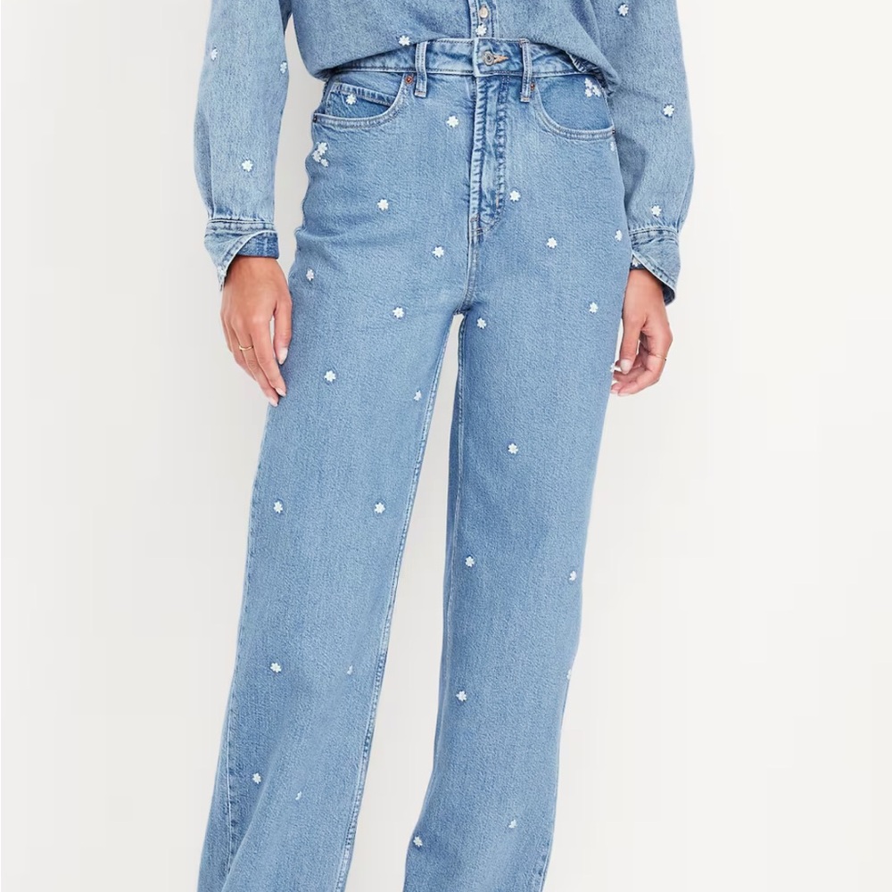 NWT Old Navy Light Blue Daisy High Rise Jeans